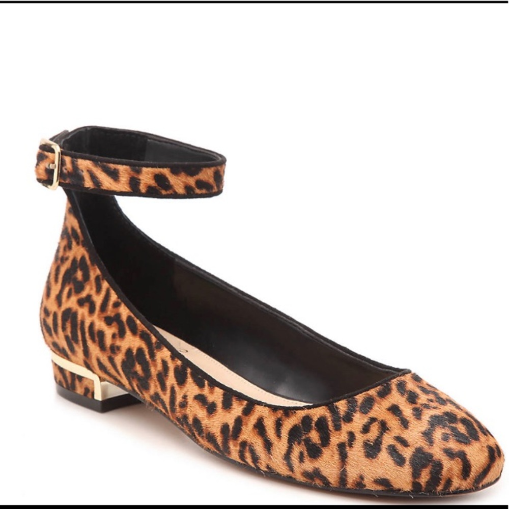 Attera flat from Vince Camuto